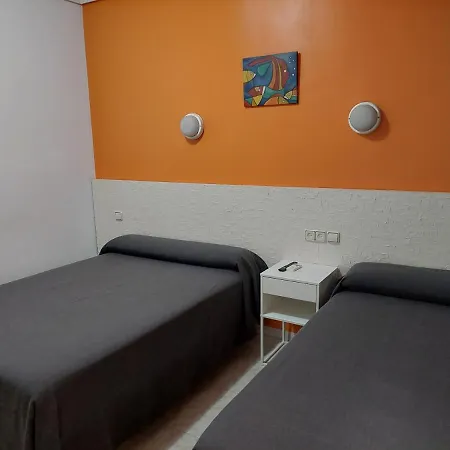Cervantes Hotel *