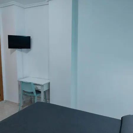 Cervantes Hotel *